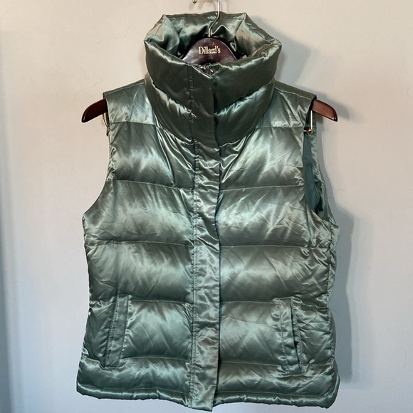Talbots Jackets & Blazers - Talbots Ladies Puffer Vest with Duck Down and Feather Fill Size L Petite